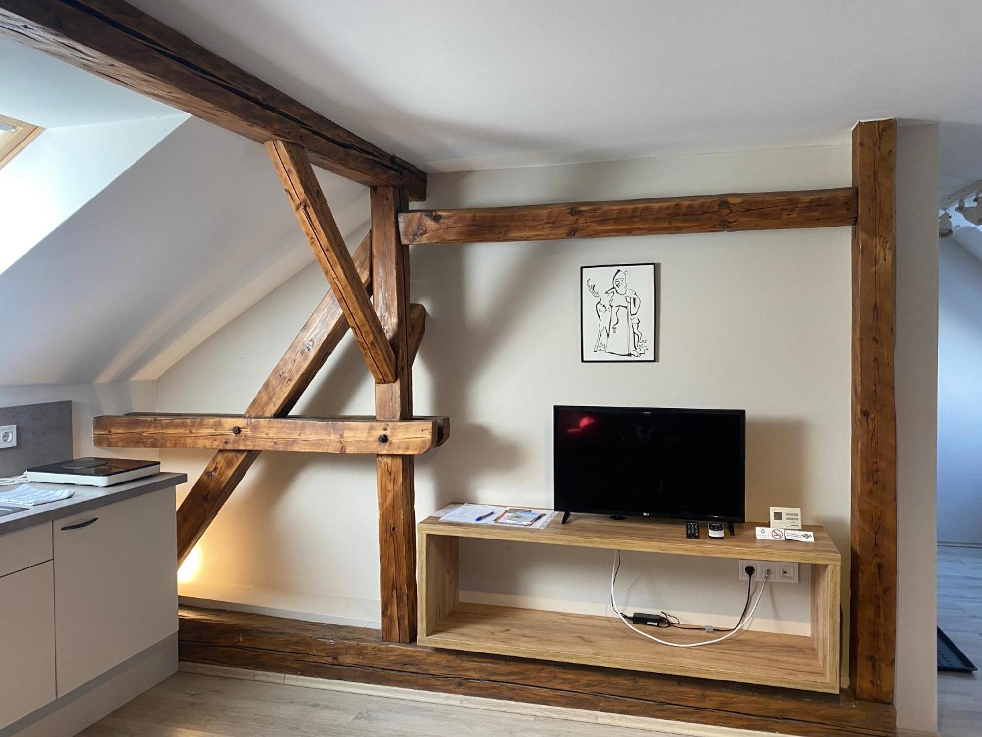 Vatus Apartmanhaz Вац Экстерьер фото